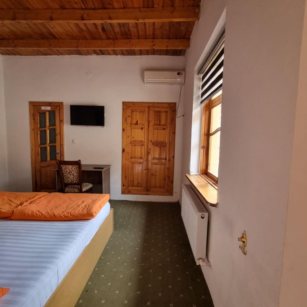 Sim Sim Hostel & Guest House Near The Church Samarkand Luaran gambar
