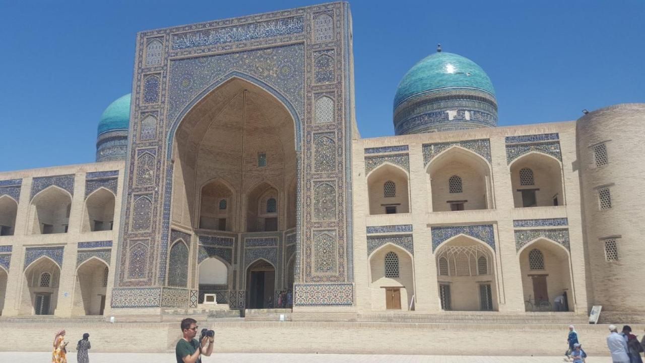 Sim Sim Hostel & Guest House Near The Church Samarkand Luaran gambar