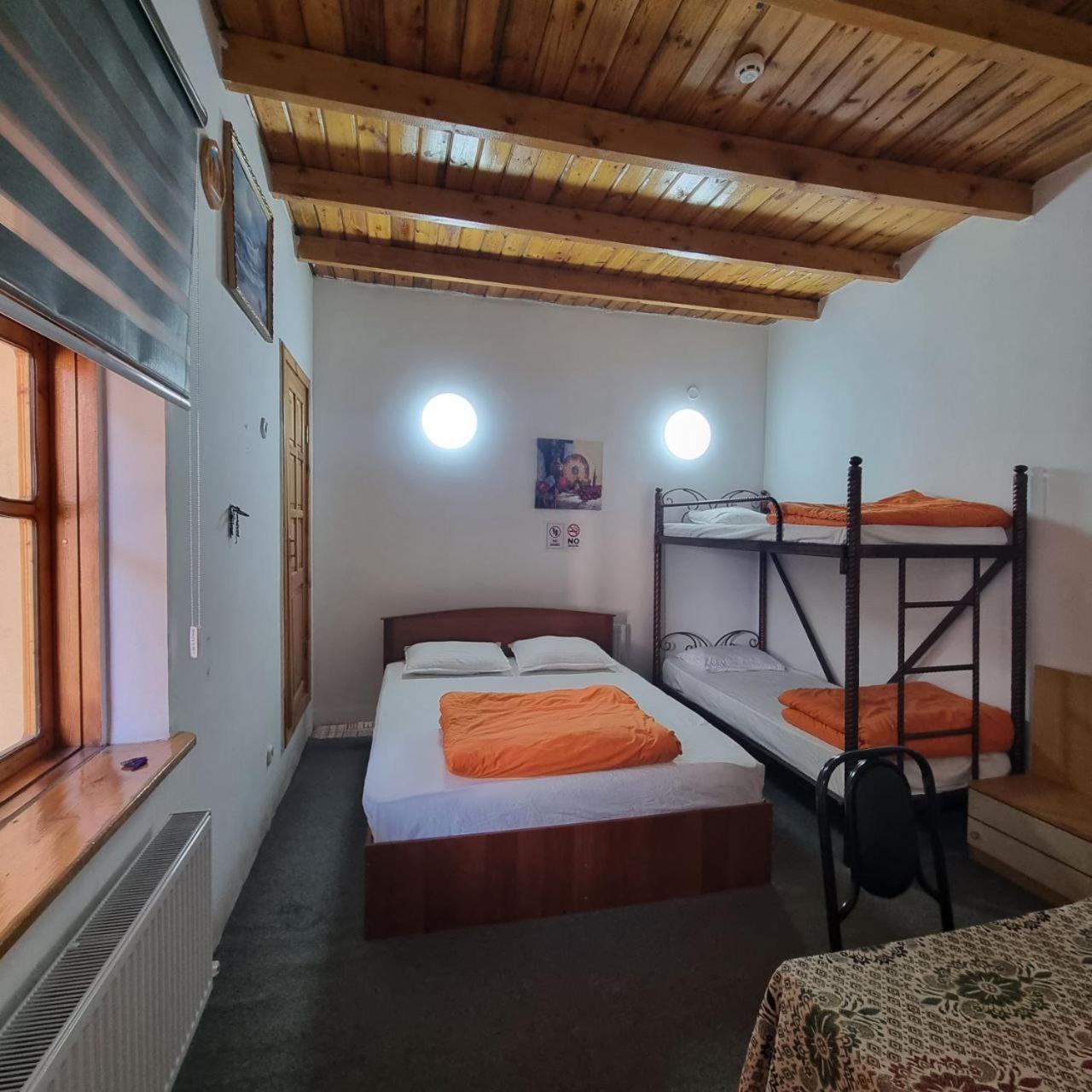 Sim Sim Hostel & Guest House Near The Church Samarkand Luaran gambar