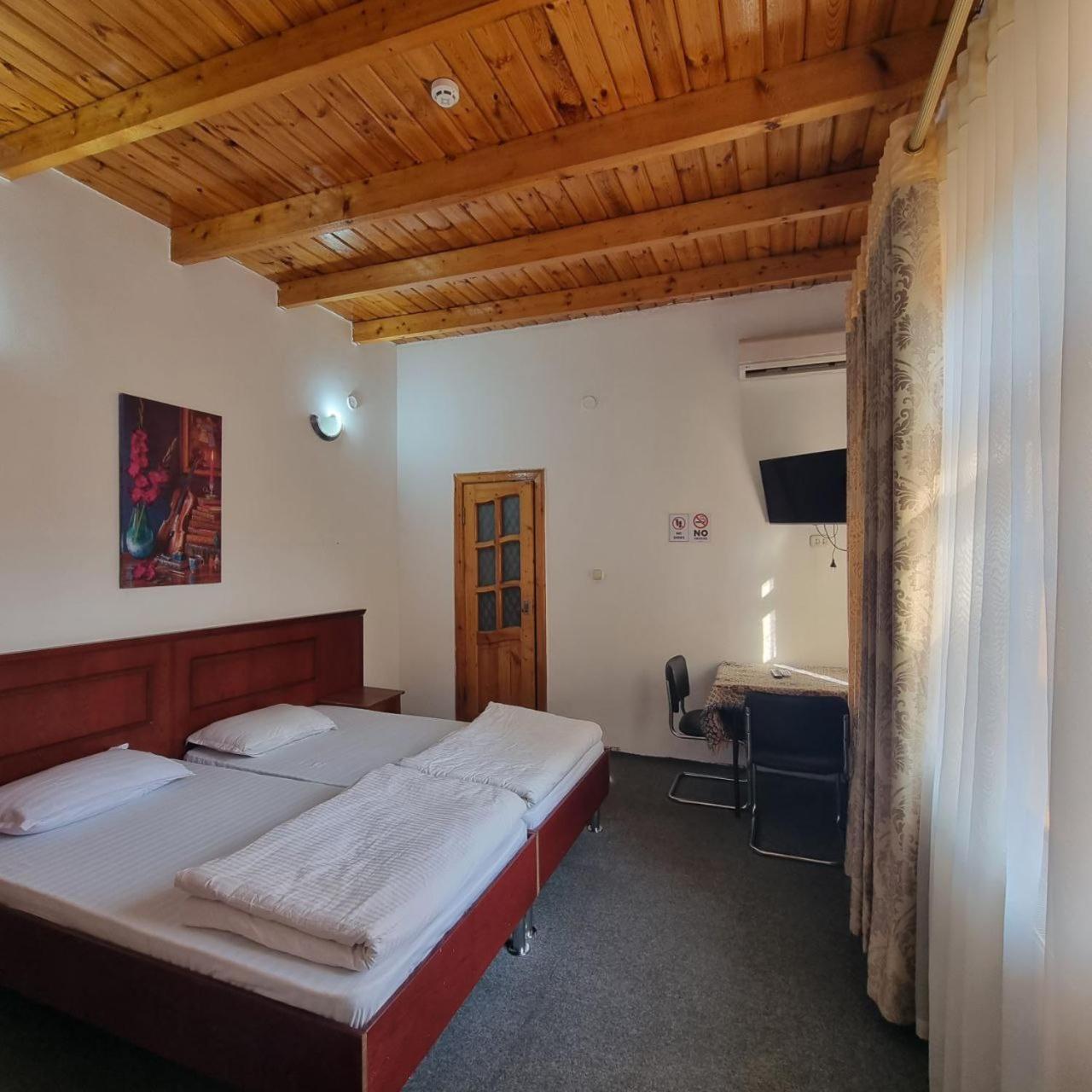 Sim Sim Hostel & Guest House Near The Church Samarkand Luaran gambar